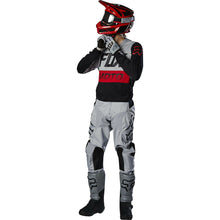 Load image into Gallery viewer, NEW Fox 2020 MX V2 Hayl Flame Red Dirtbike Motocross Riding Helmet